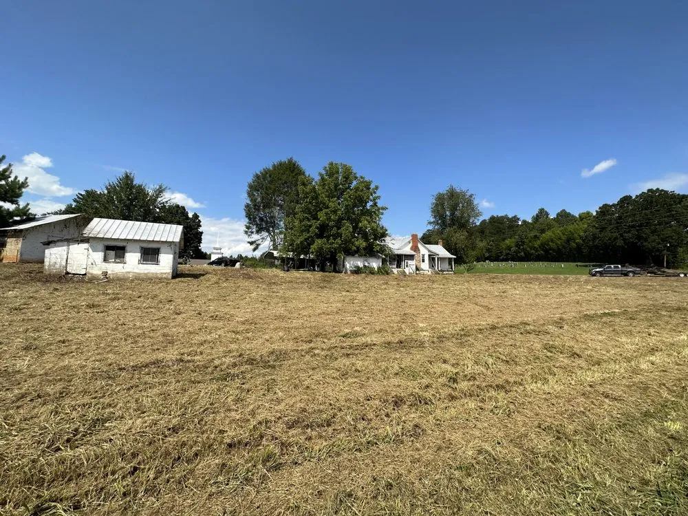 Top-rated lawn mowing service in Marion, NC - TNE Lawn & Trimming