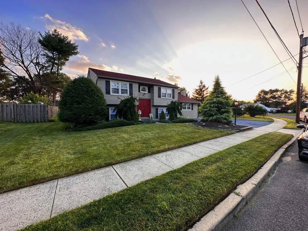 Top-rated garden landscaping for homes in Eastampton Township, NJ by TnF Landscaping