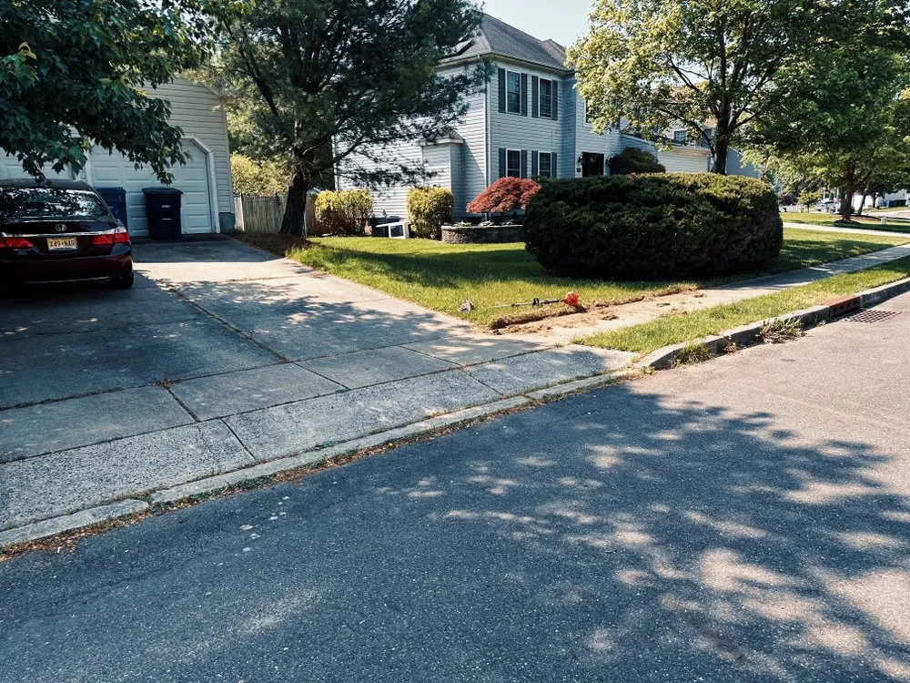 Local garden landscaping in Eastampton Township, NJ by TnF Landscaping