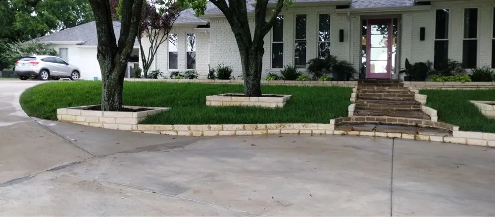 Reliable lawn mowing service experts serving Frisco, TX - TNL Company