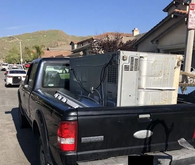 Top-rated lawn mowing service experts serving Norco, CA - TNR Trash