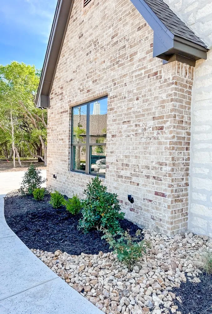 Professional yard maintenance in Belton, TX by TNS Land Design