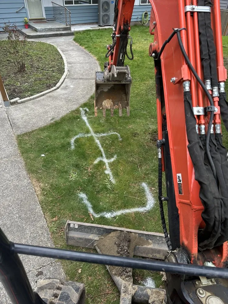 Trusted lawn mowing service in Lynnwood, WA by Tnt construction Landscaping Services