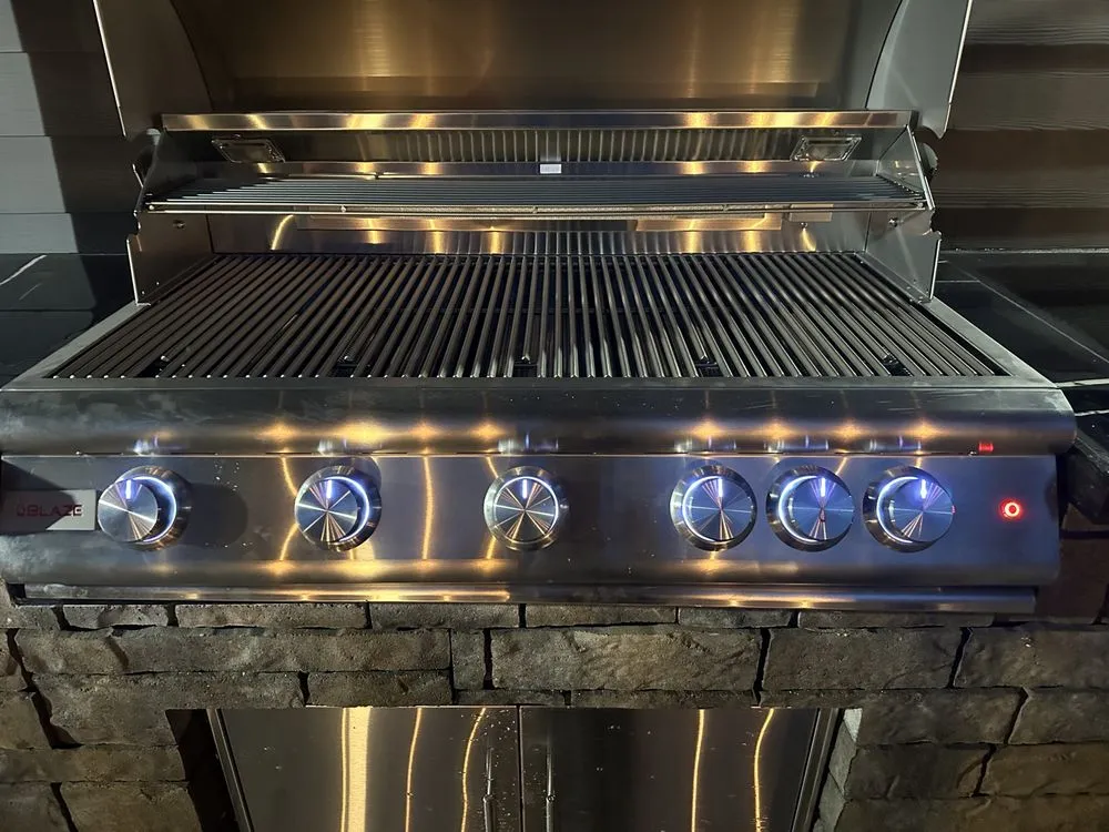 Trusted lawn care service in Lynnwood, WA by Tnt construction Landscaping Services