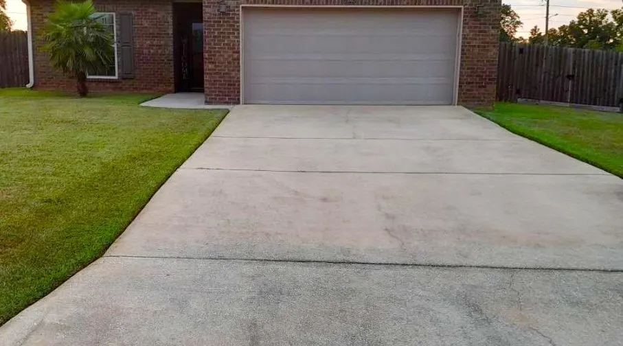 Custom yard cleanup service for year-round maintenance across Robertsdale, AL - TNT Dynamite Lawn Services