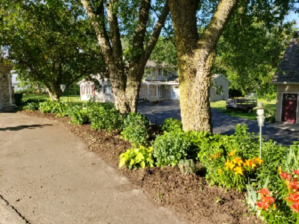 Expert residential landscaping in West Bend, WI - Tnt ground maintenance