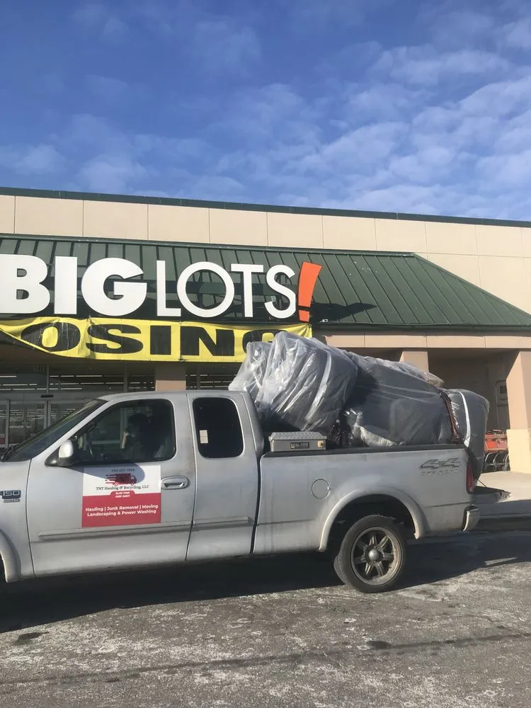 Local lawn mowing service experts serving Baltimore, MD - TNT Hauling & Recycling