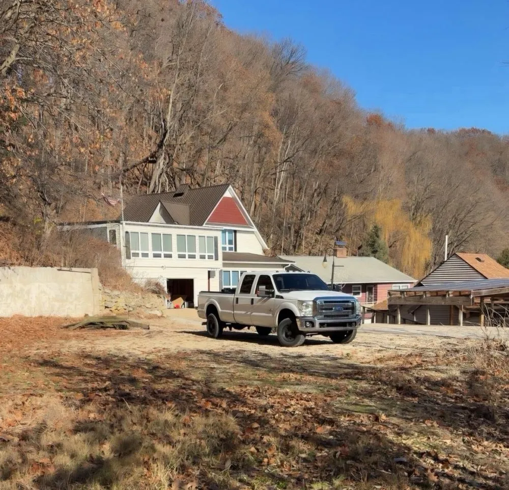 Professional garden landscaping in Stoughton, WI - T'nT Hauling