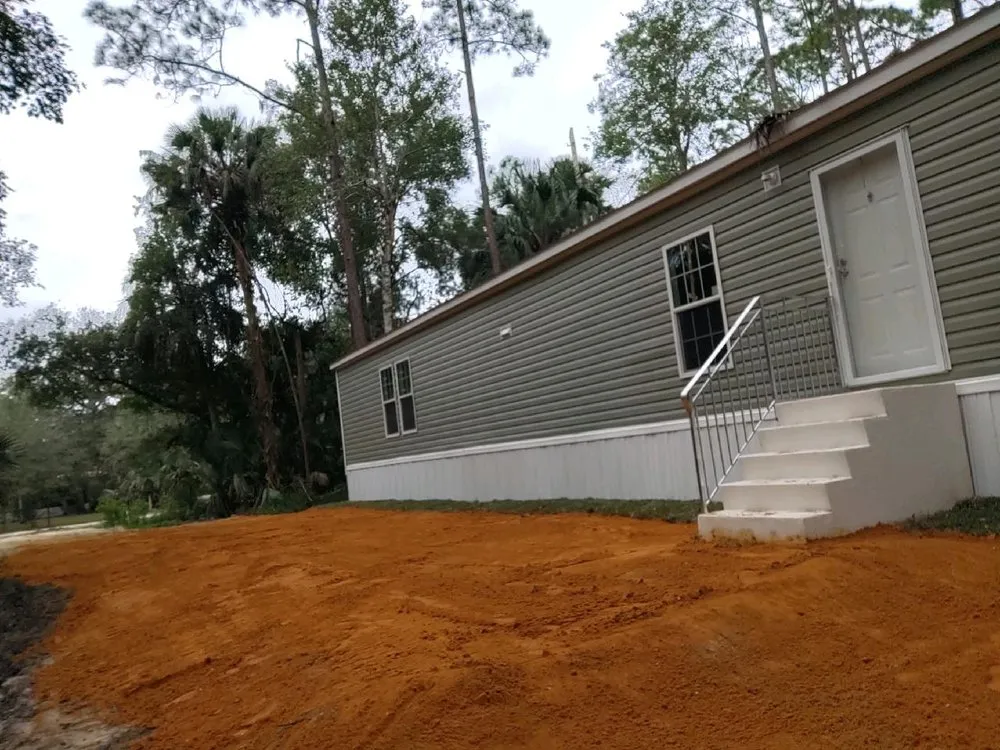 Top-rated garden landscaping for beautiful yards in Interlachen, FL by TNT Land Development