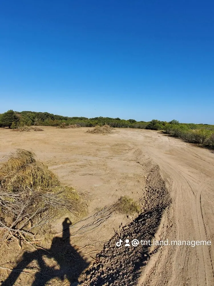 Professional outdoor landscaping in Hubbard, TX by TNT Land Management