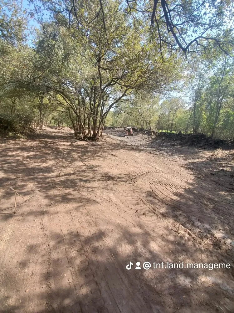 Professional outdoor landscaping experts serving Hubbard, TX - TNT Land Management