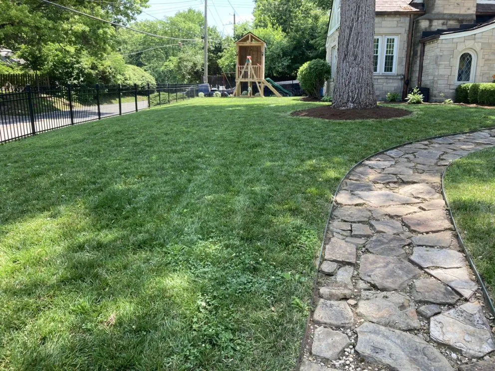 Professional residential landscaping in Indianapolis, IN - TNT Landscape
