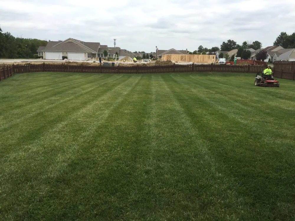 Affordable lawn care service in Columbus, OH - TNT Landscaping