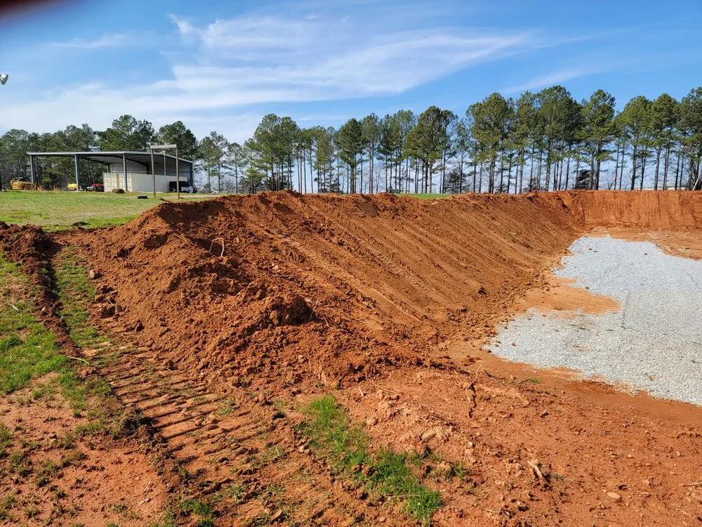 Expert yard maintenance in Comer, GA by TNT Landscaping