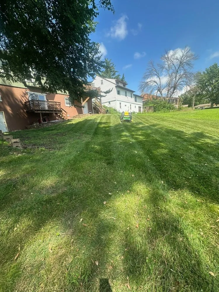 Local lawn care service experts serving Cherokee, IA - TnT Lawn & Landscaping