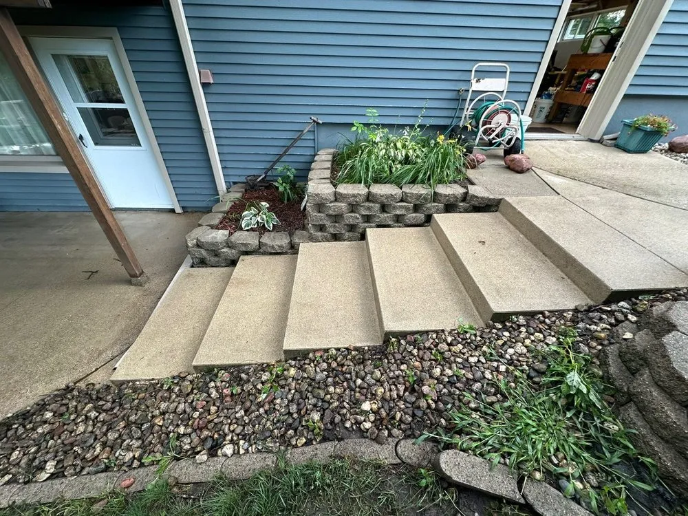 Reliable residential landscaping in Cherokee, IA by TnT Lawn & Landscaping