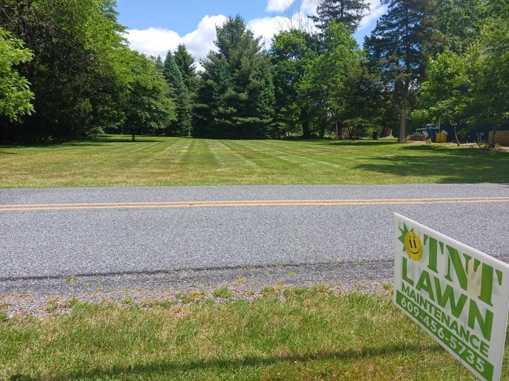 Custom yard maintenance experts serving Pennington, NJ - TNT Lawn Maintenance