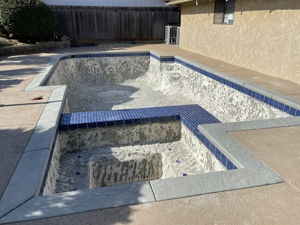 Top-rated yard cleanup service near you in Clovis, CA by TNT Pools