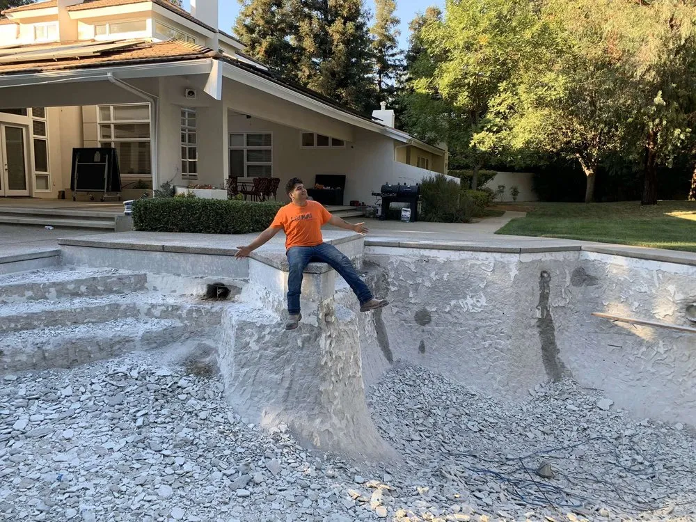 Top-rated yard cleanup service in Clovis, CA - TNT Pools