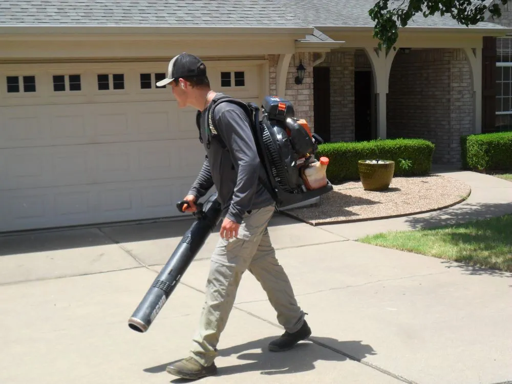 Professional yard maintenance in Jenks, OK - TNT Premier Landscape