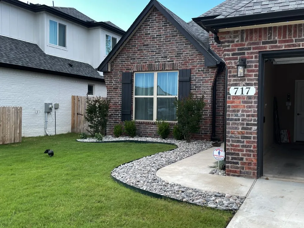 Top-rated yard maintenance for beautiful yards across Jenks, OK - TNT Premier Landscape