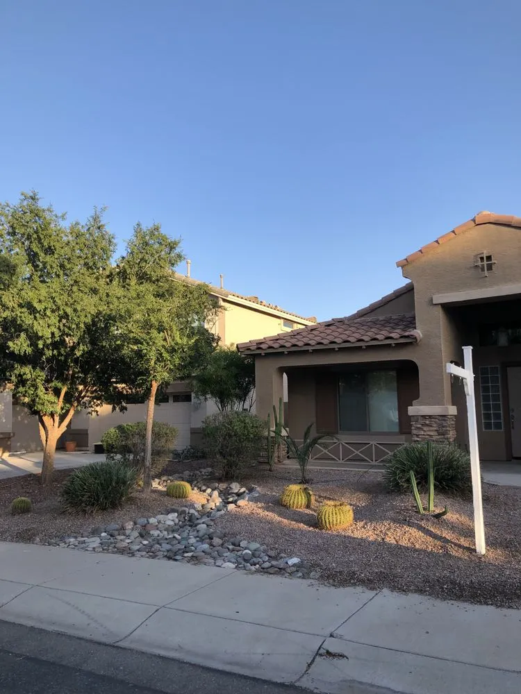 Custom lawn mowing service in Queen Creek, AZ by TNV Landscaping