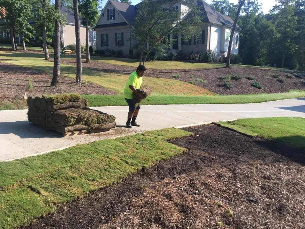 Expert lawn care service experts serving Wake Forest, NC - Tobby’s lawn care llc