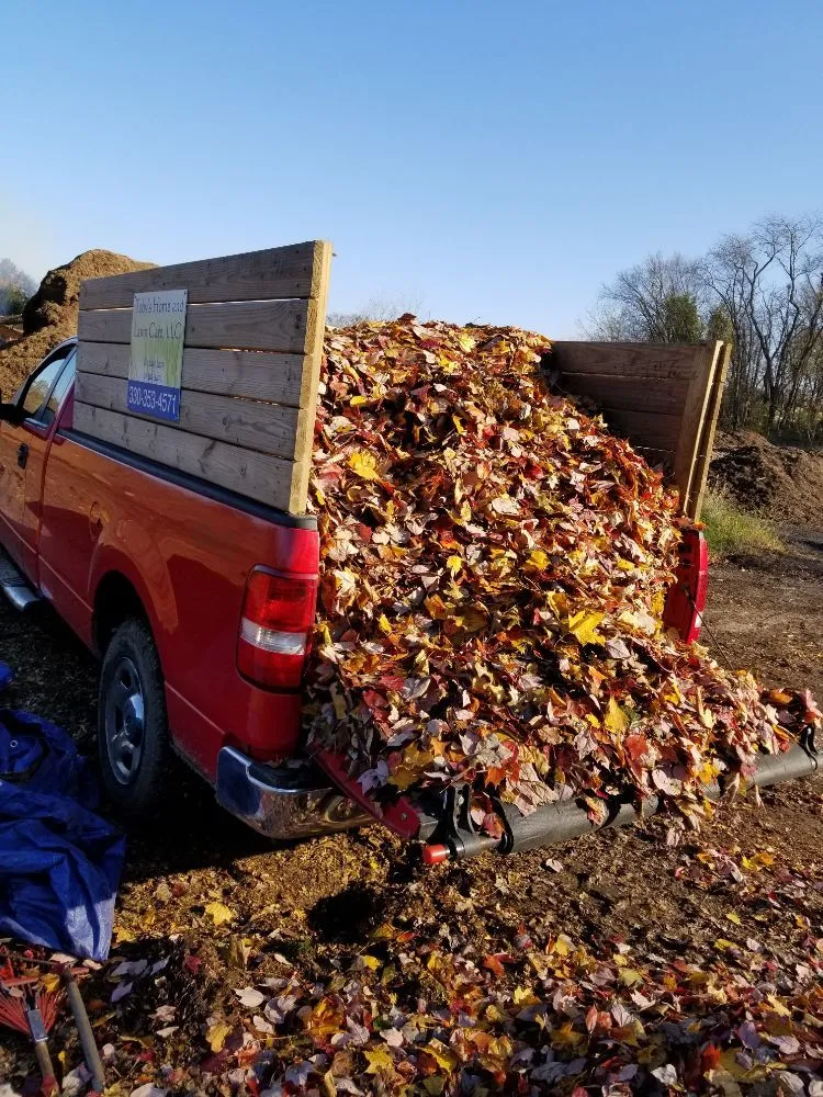 Professional garden landscaping in Canton, OH by Toby's Home and Lawn Care