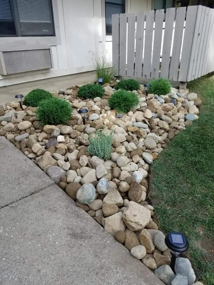 Affordable yard maintenance for homes across Canton, OH - Toby's Home and Lawn Care