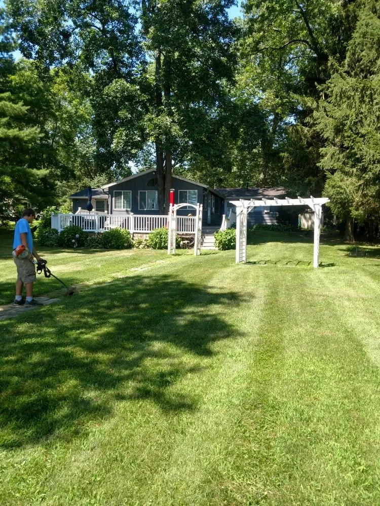 Custom yard maintenance for homes across Waupun, WI - Toby’s Lawn Mowing