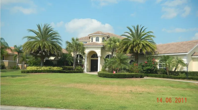 Affordable yard maintenance experts serving Sarasota, FL - Todd Patton Lawn Maintenance & Landscaping