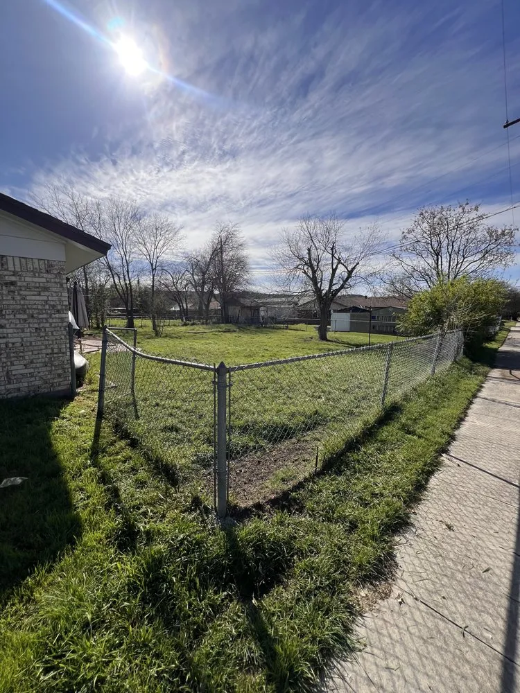 Top-rated lawn mowing service experts serving Killeen, TX - Todd’s Cleaning Services