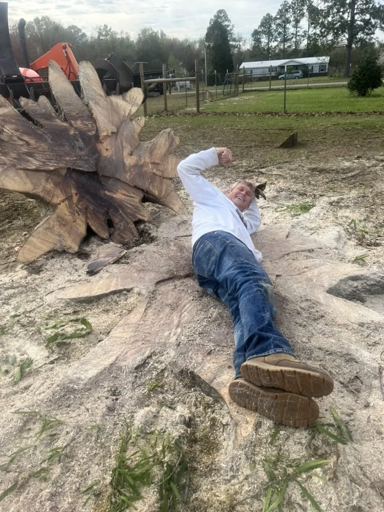 Local lawn care service near you in Albany, GA by Todds Lawn Care