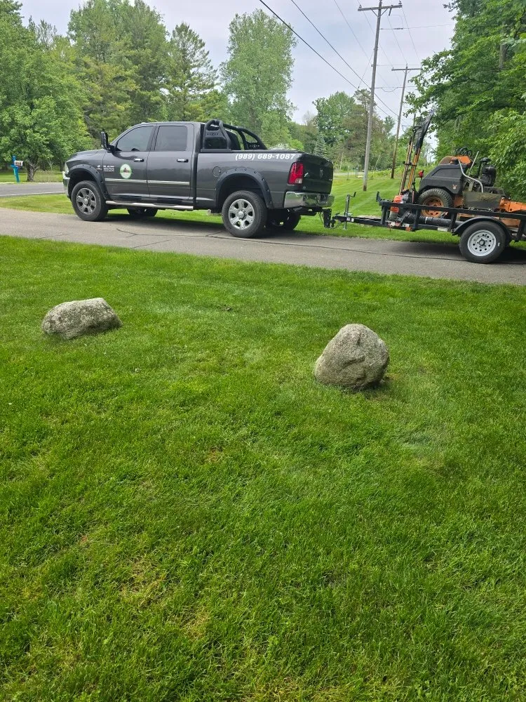 Reliable garden landscaping in Sanford, MI by Todd's Lawn Maintenance