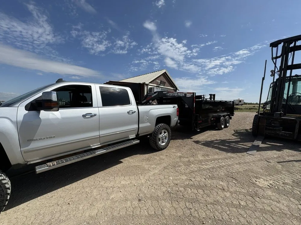 Local yard maintenance in Cheyenne, WY - Tofer's Services