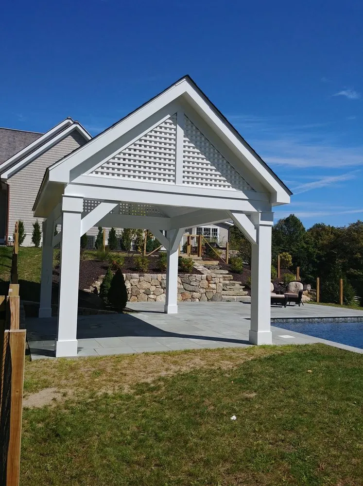 Professional residential landscaping experts serving Danbury, CT - Toledo Masonry