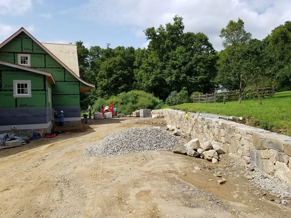 Expert yard cleanup service with custom design across Danbury, CT - Toledo Masonry
