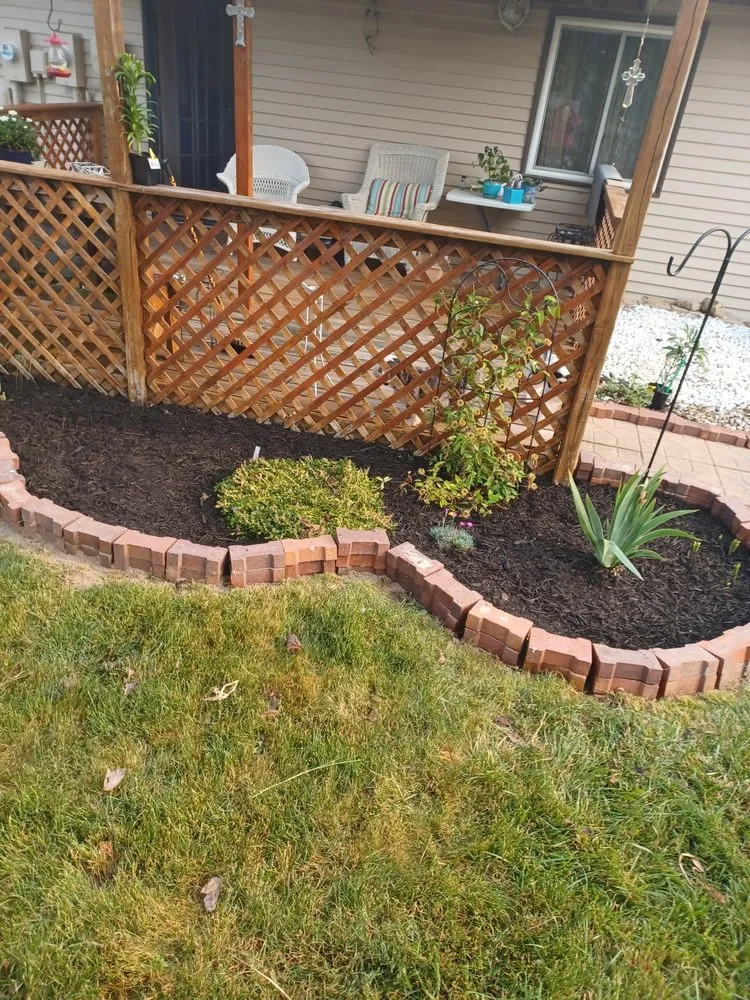 Reliable landscape design experts serving Fort Wayne, IN - Tom N Erics Home N Lawncare