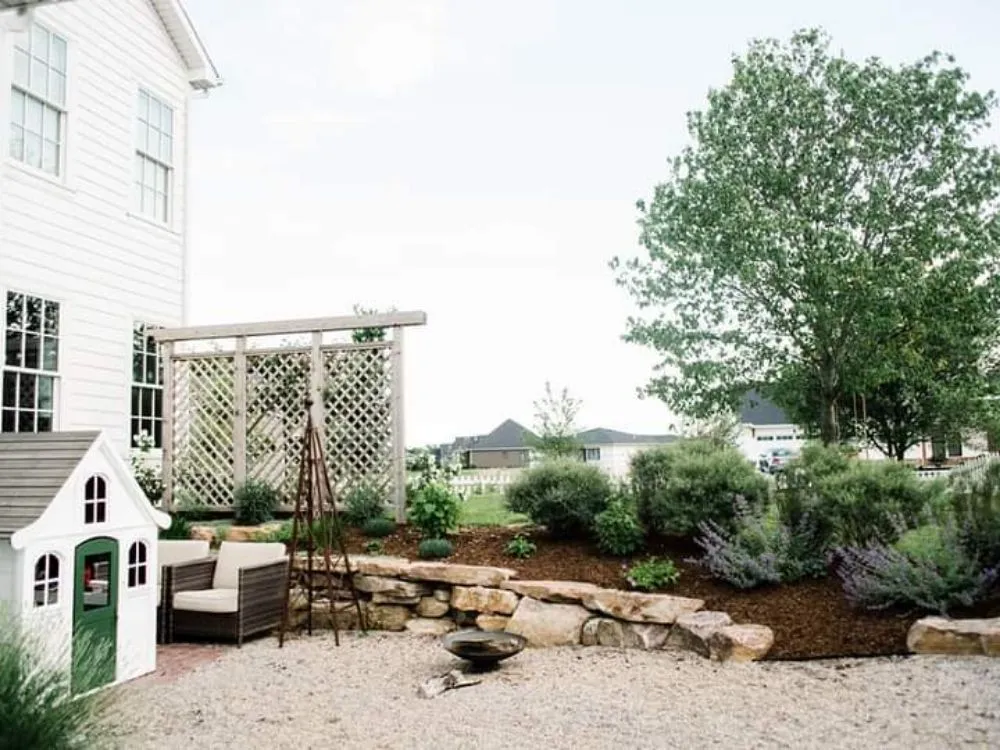 Top-rated yard cleanup service in Fort Wayne, IN - Tom N Erics Home N Lawncare