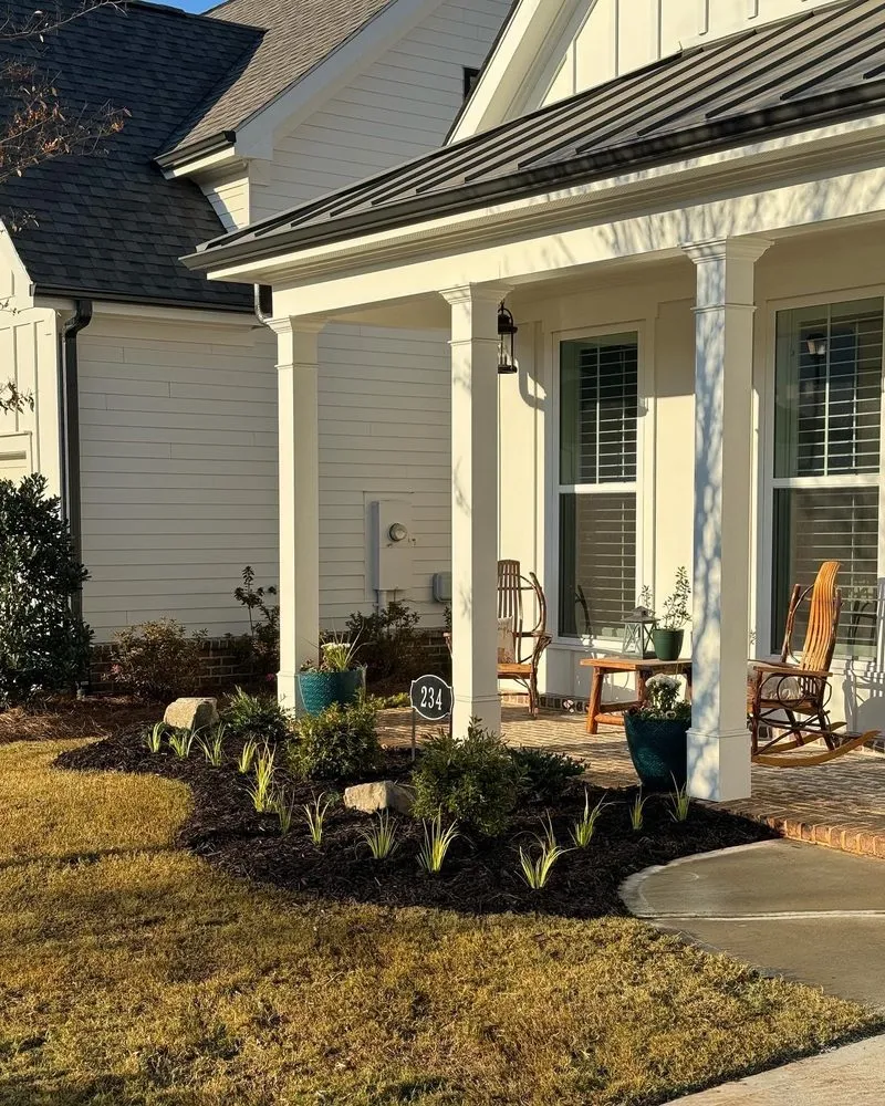 Expert landscape installation experts serving Woodstock, GA - Tomahawk Turf Landscape