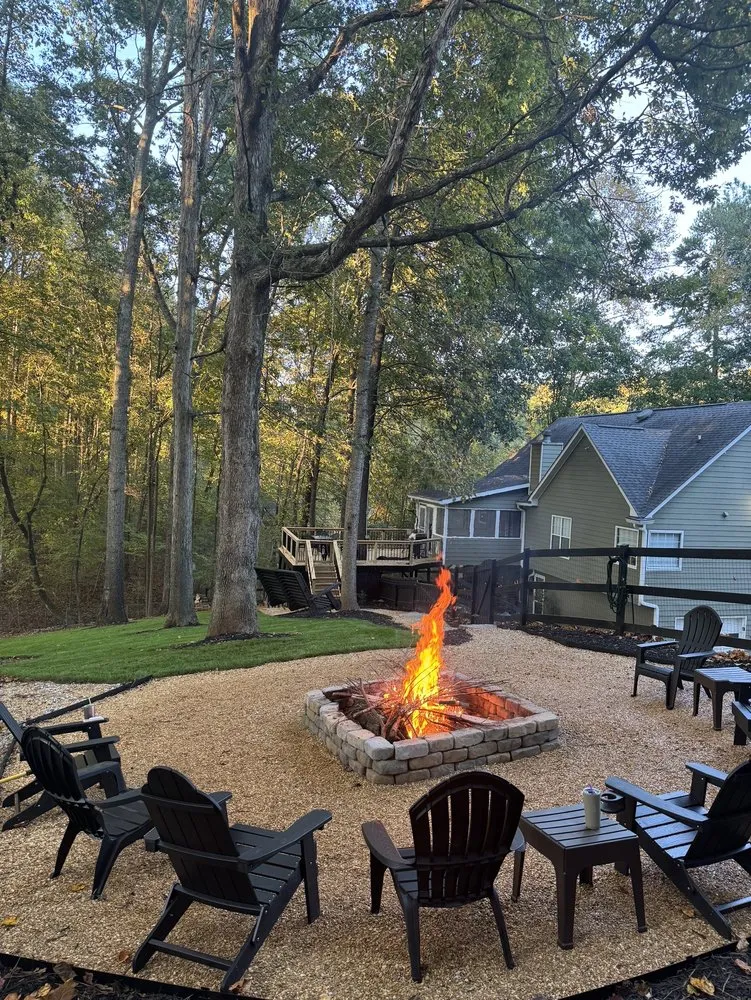 Affordable yard maintenance in Woodstock, GA by Tomahawk Turf Landscape