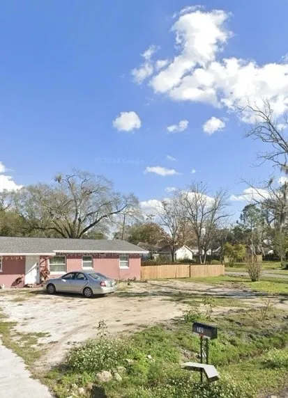 Local residential landscaping experts serving Plant City, FL - Tomas Ibarra Lawn Service