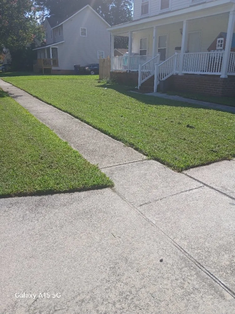 Reliable lawn mowing service in Chesapeake, VA by Tomas Landscaping