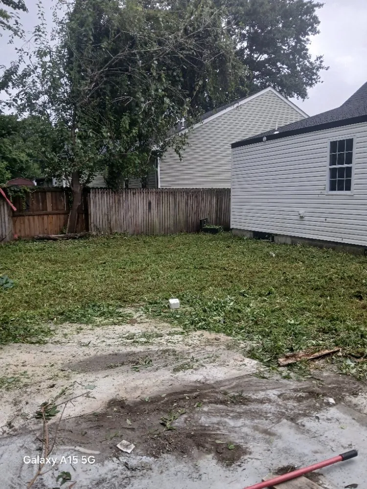 Affordable yard cleanup service for residential properties across Chesapeake, VA - Tomas Landscaping
