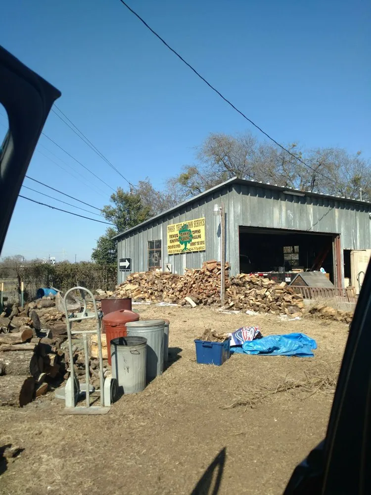 Trusted lawn mowing service in Lacy Lakeview, TX by Tomas Tree and Lawn Service