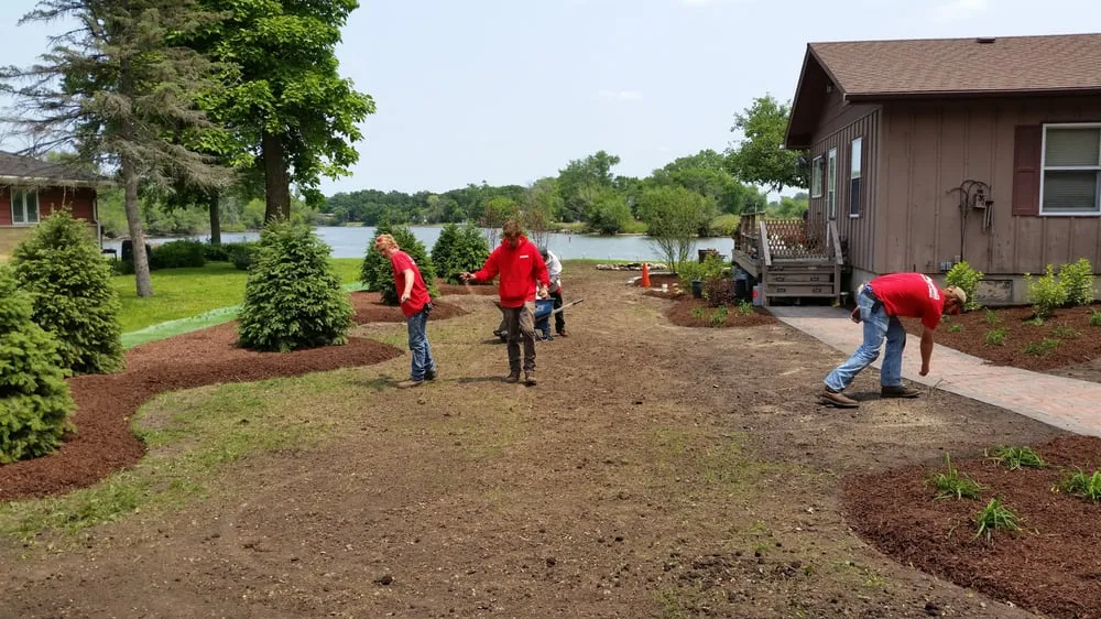 Top-rated lawn mowing service for residential properties across Cary, IL - Tomasello's Landscaping