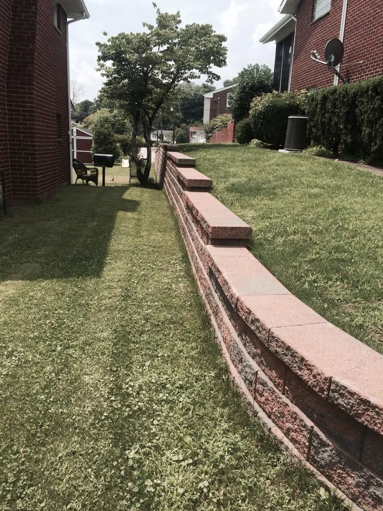 Affordable yard cleanup service in Pittsburgh, PA by Tomasits Landscaping