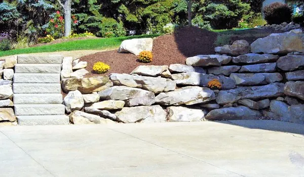Affordable garden landscaping in Pittsburgh, PA - Tomasits Landscaping