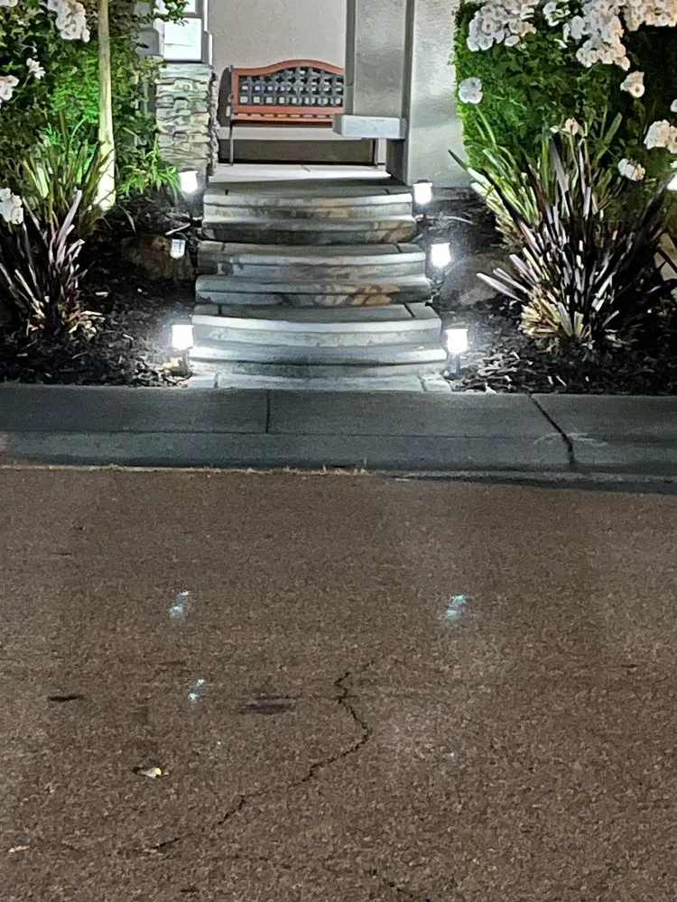 Affordable garden landscaping near you across Sacramento, CA - Tomas's Concrete