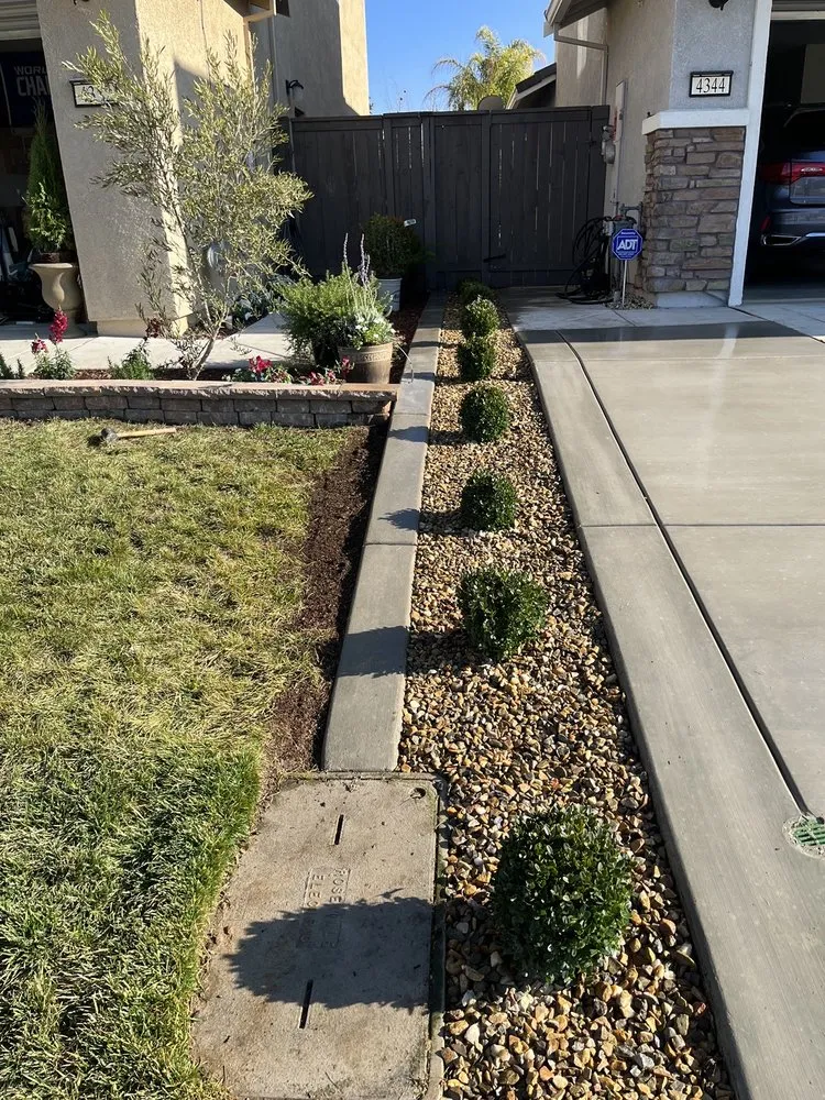 Professional landscape design for year-round maintenance across Sacramento, CA - Tomas's Concrete